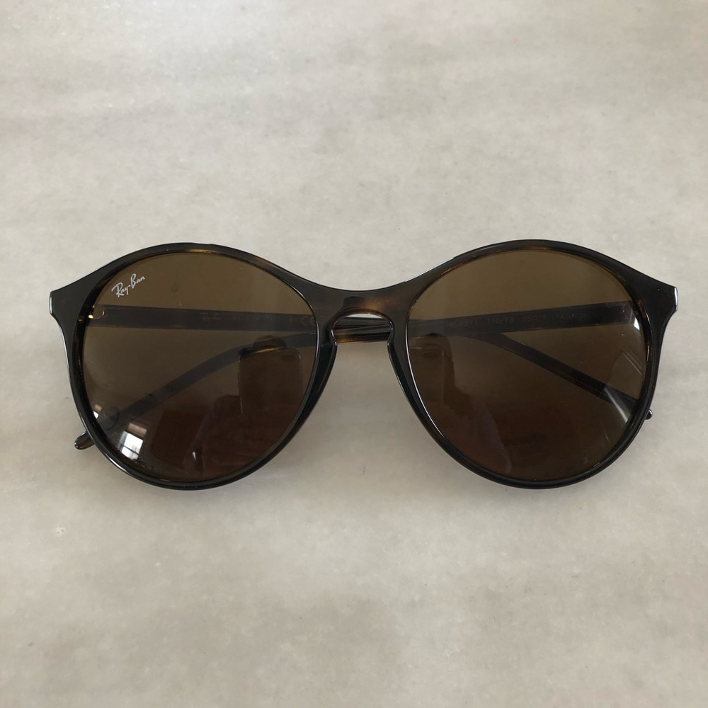 Ray-Ban Womens sunglasses